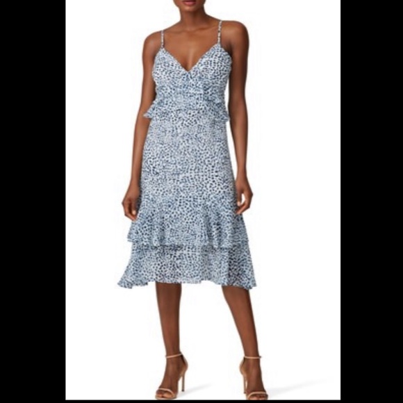 Slate & Willow Dresses & Skirts - SLATE & WILLOW TIERED ANIMAL DRESS